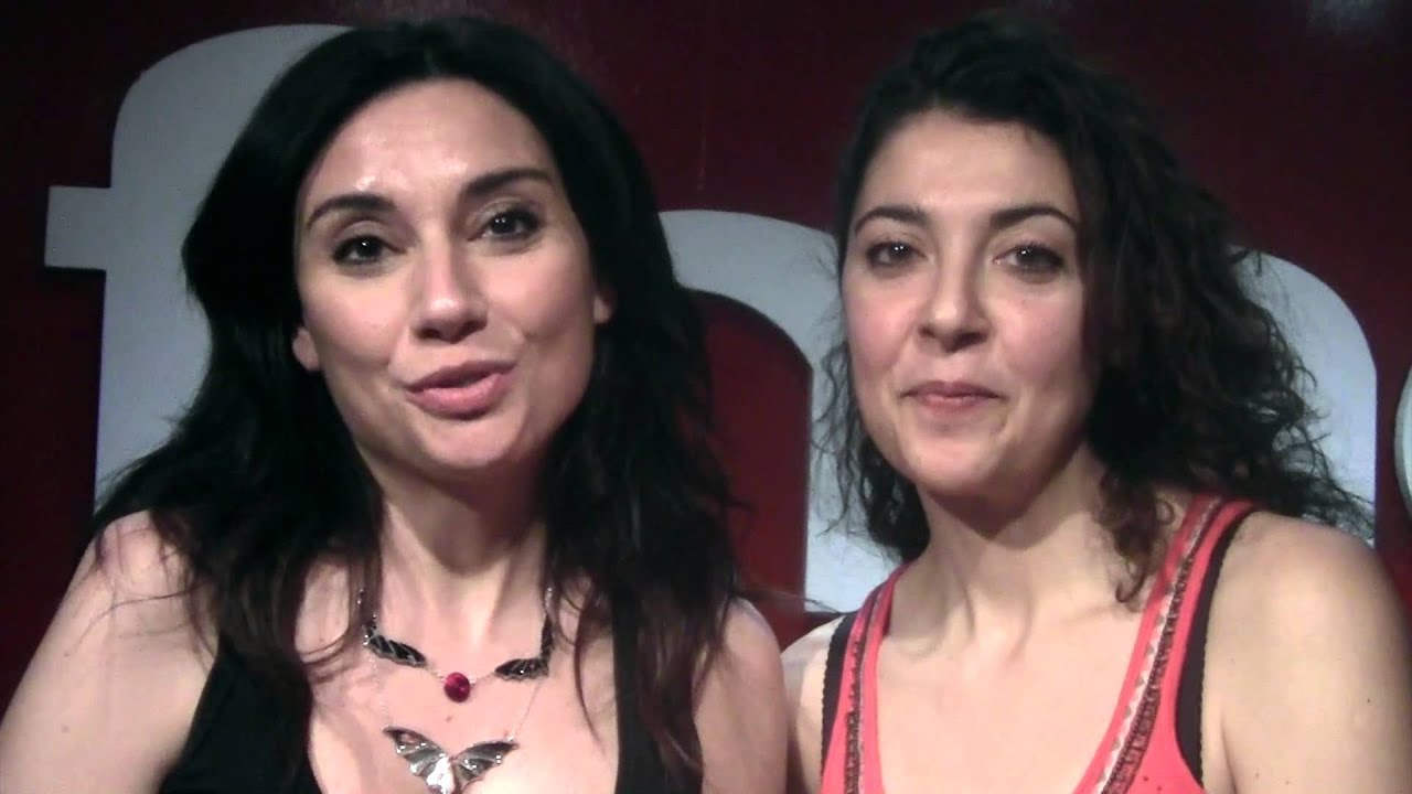 SALUDOS DE MARTA FLICH Y ALMUDENA LEÓN (