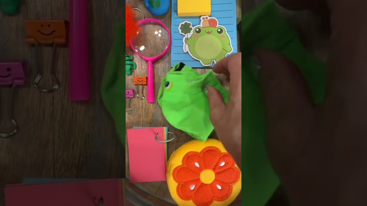 Mystery book bundle in bright happy colors ❤️🩷🧡💛💙💚￼