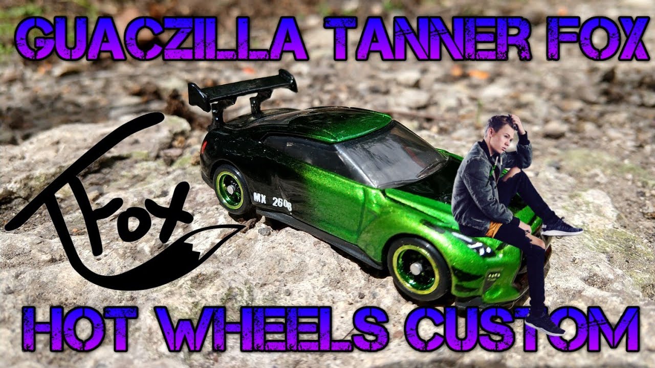 Guaczilla Tanner Fox Hot Wheels Custom (Nissan GTR  Godzilla)