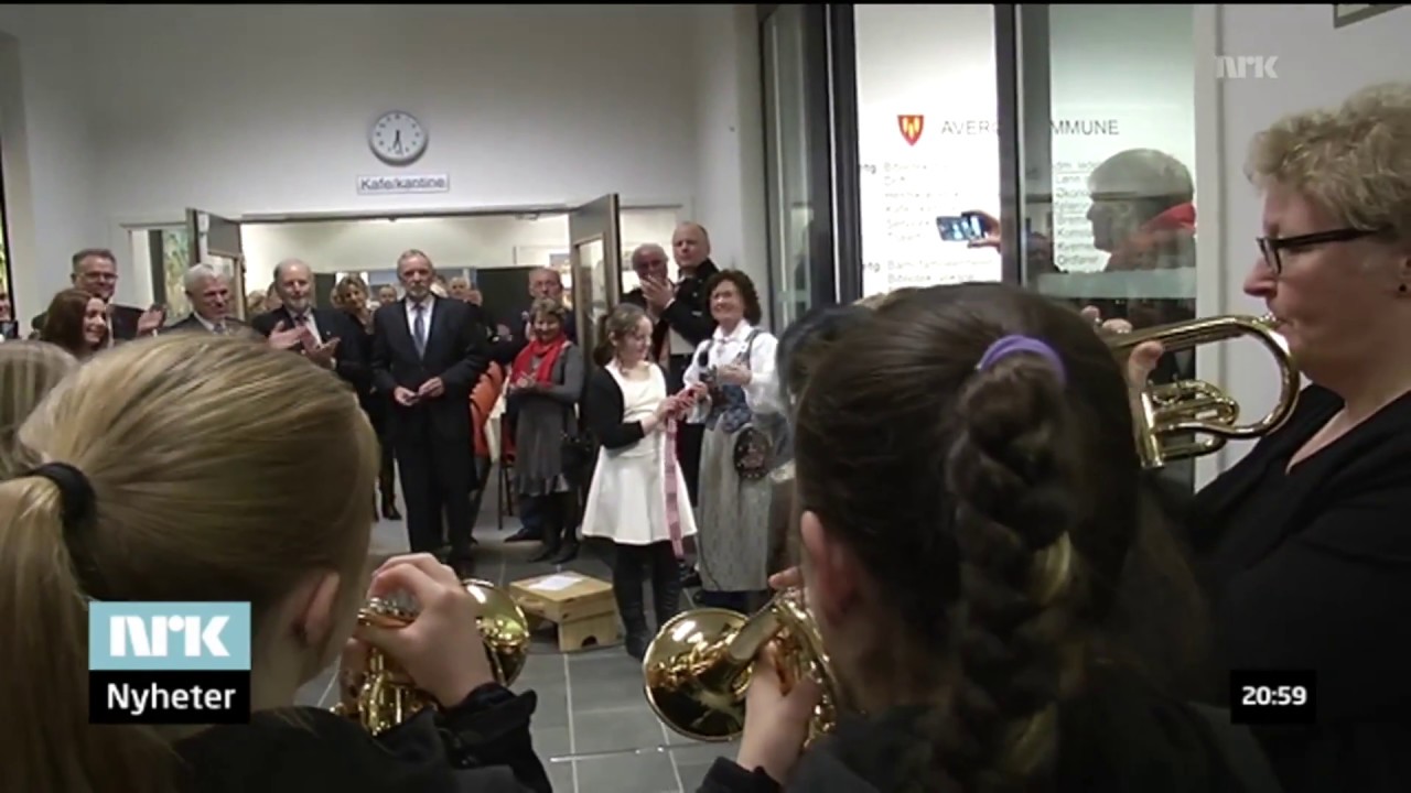 &Aring;pningsfest for det nye kommunehuset p&aring; Aver&oslash;y 06 03 2014