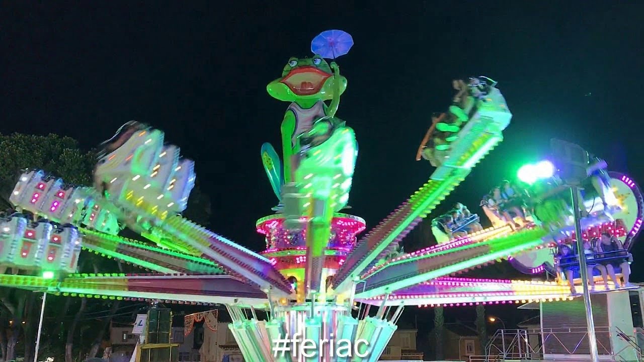 Viendo la Feria de la Ranita Loca
