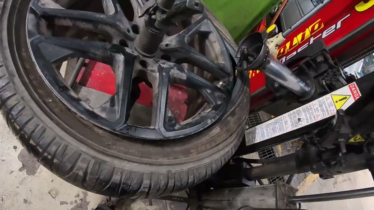 G-63 Mercedes Benz Installing 4 Winter Tires