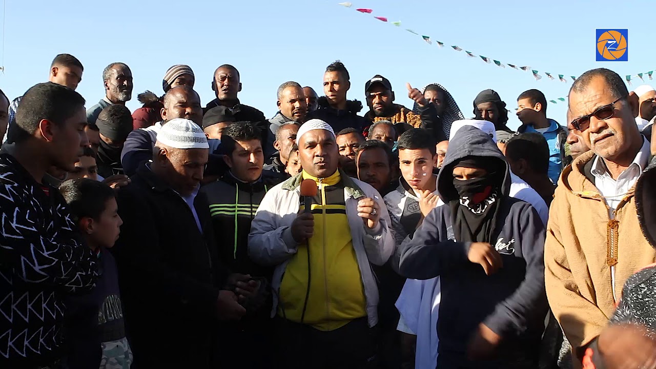 بعد الموافقة على طلبهم لإنجاز إزدواجية الطريق الوطني رقم 3 مواطنو المغير بفتحون الطريق للمارة.