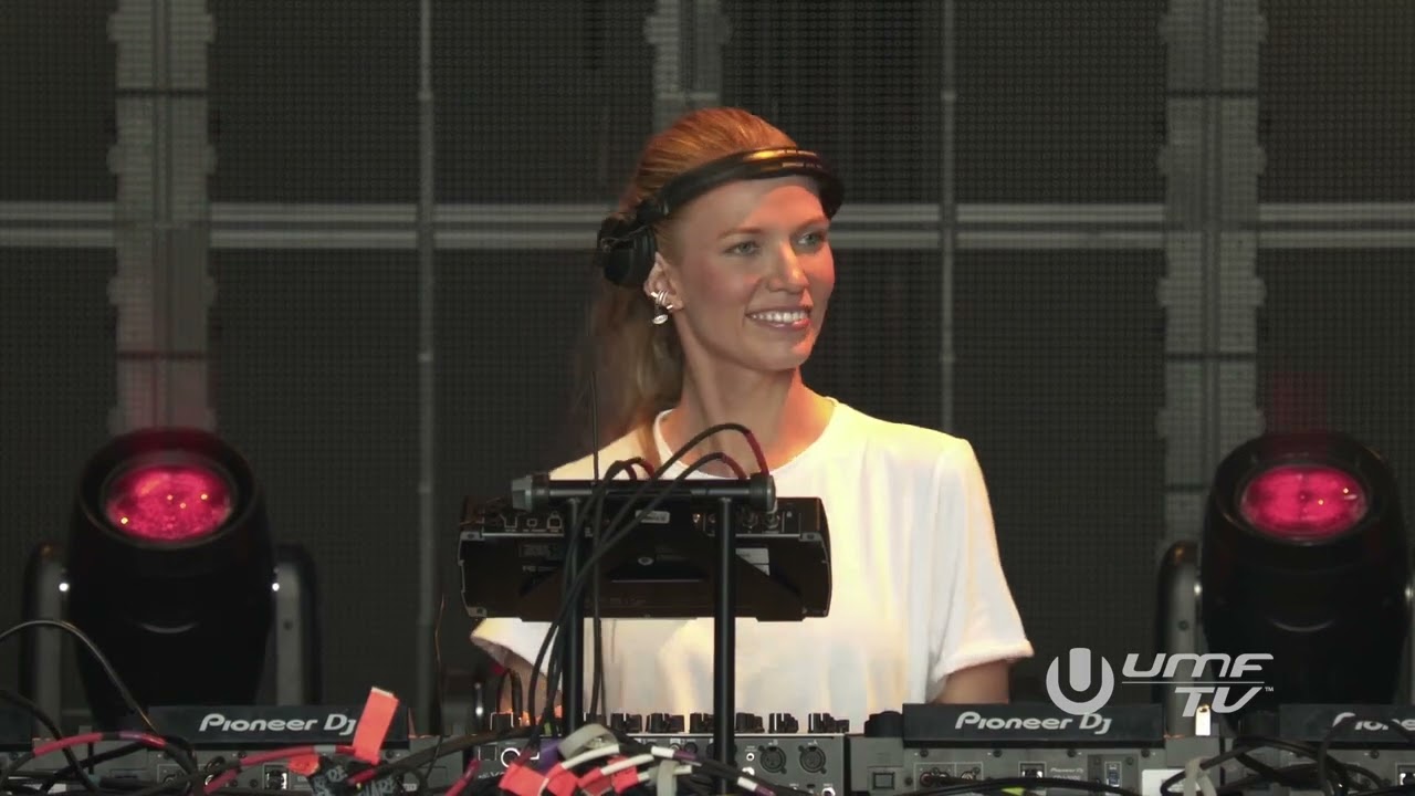 Melanie Ribbe at Ultra Music Festival Miami 2023