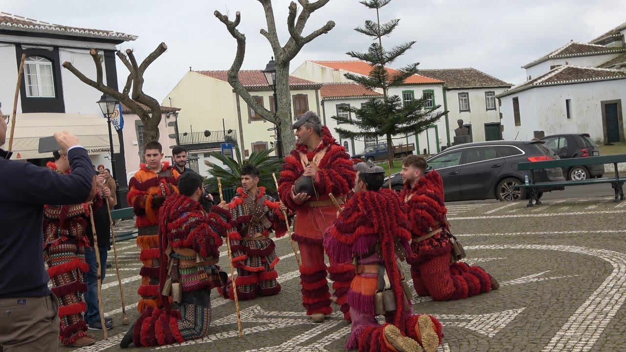 Os Caretos de Arcas passaram pela Vila de São Sebastião em 24.02.2025
