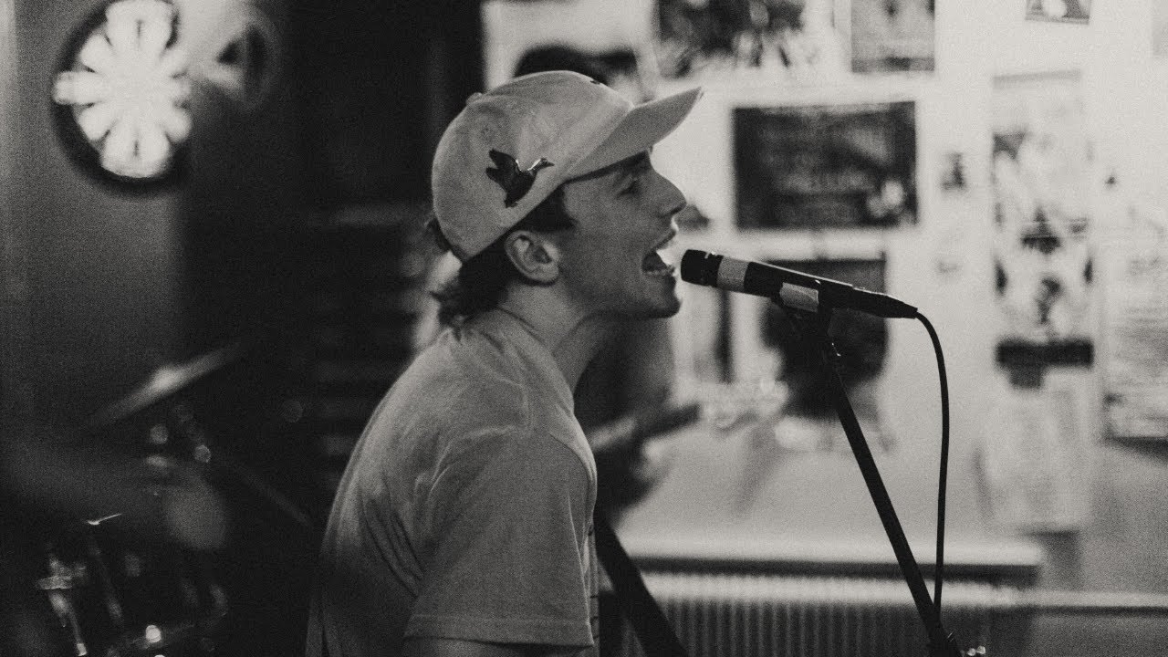 Ljushuvud – Ensam // SAVANT Live Sessions #11