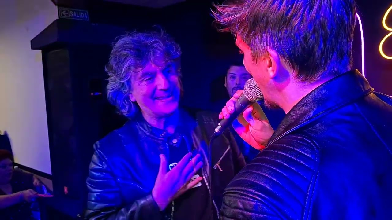 DANIEL Y ALAN LEZICA con su Gran éxito juntos en el escenario de El Pala 👍 Restó de #necochea 