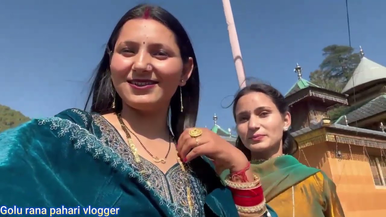 माता के मंदिर में पहाड़ी रीति रिवाज से शादी