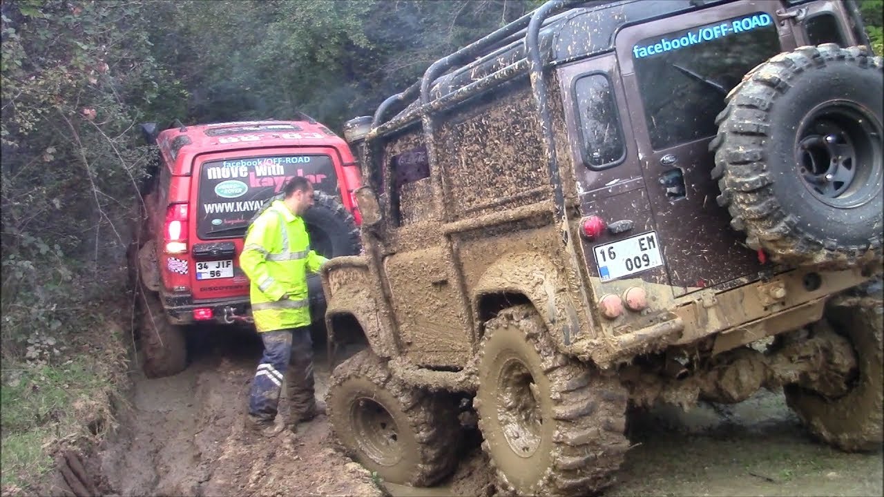 LAND ROVER DEFENDER TDI vs LAND ROVER DISCOVERY TD5   **OFF-ROAD CHALLENGE**