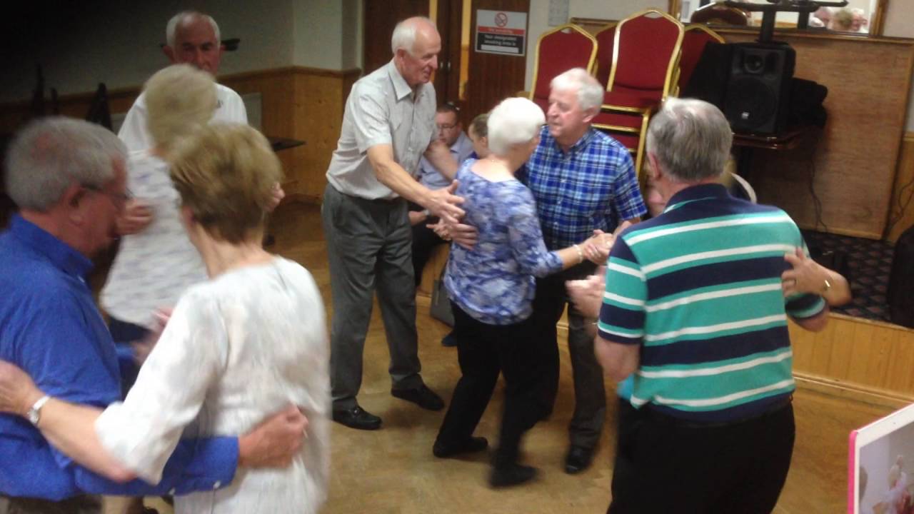 2nd fig South Kerry making Pat & Noreen feel at home.