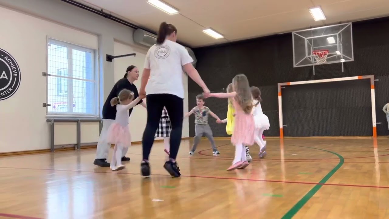 Plesni center TBA - mini pop Celje