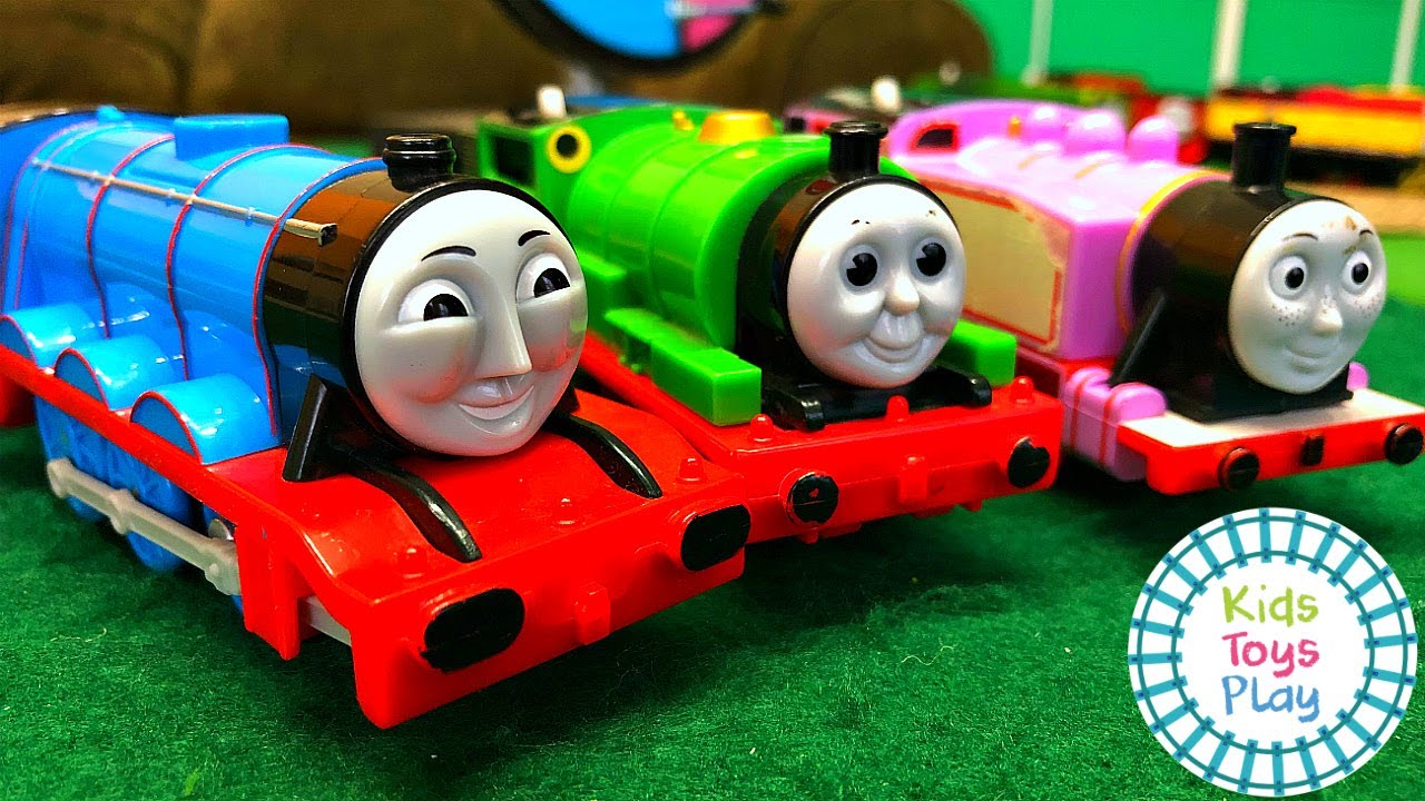 Колесные гонки «Таинственный двигатель» от Thomas & Friends Trackmaster в мире. Раунд 1