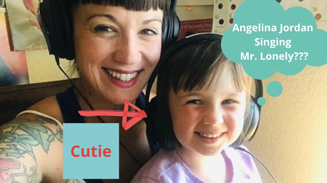REACTION - Angelina Jordan - Mr.  Lonely