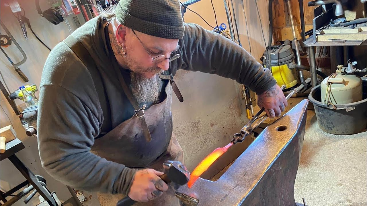 PANZERSTAHL MESSER VON UND MIT DEM BLECHERNEN ALEX @messerschmiede