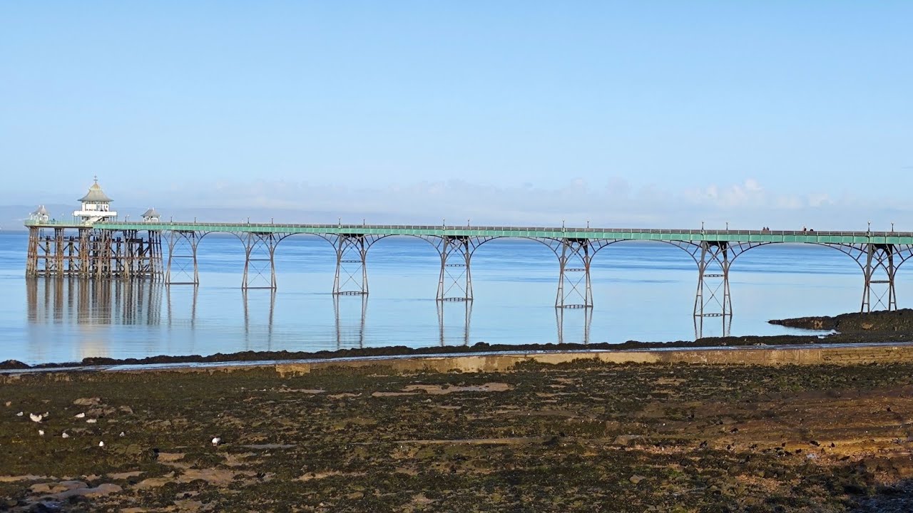 A visit to Clevedon's famous Grade 1 Listed Pier, 20th December 2025. @DB_SCENES 