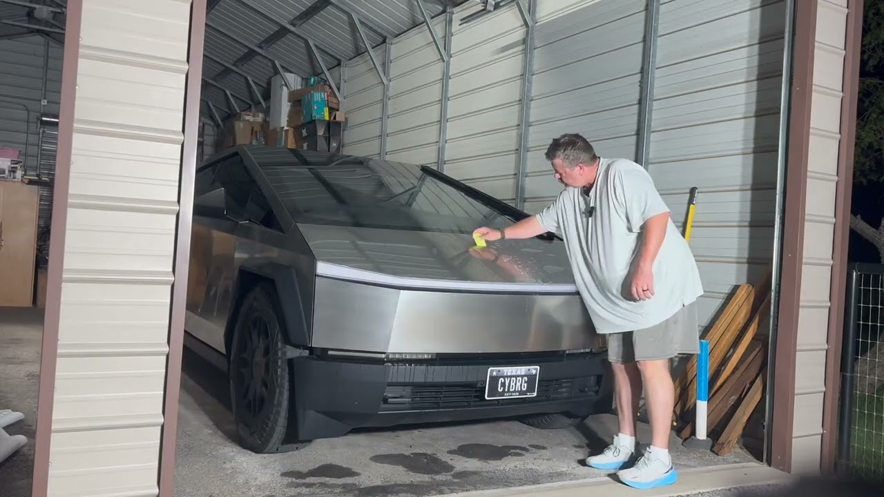 Cybertruck DIY Wrap (Or how a normal fatman wraps a Cybertruck)