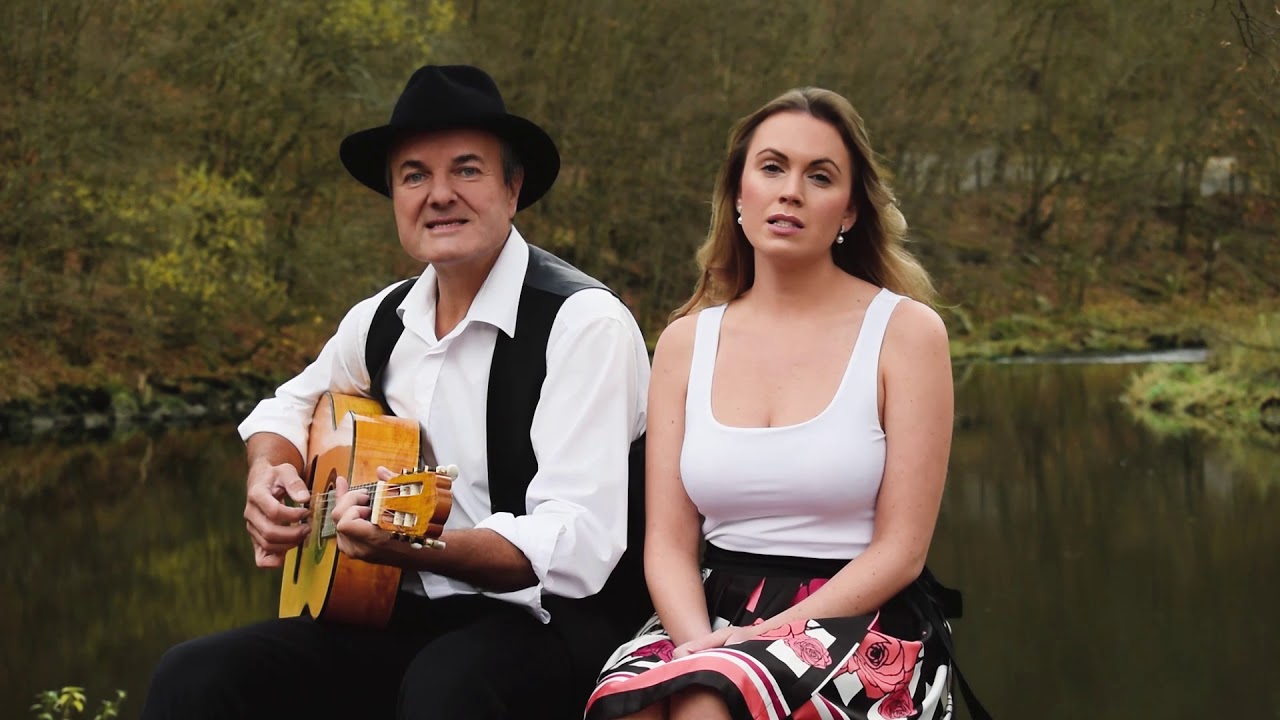 Roman Zavadil a Nelly Kepeňov&aacute; - Zp&iacute;vala panenka