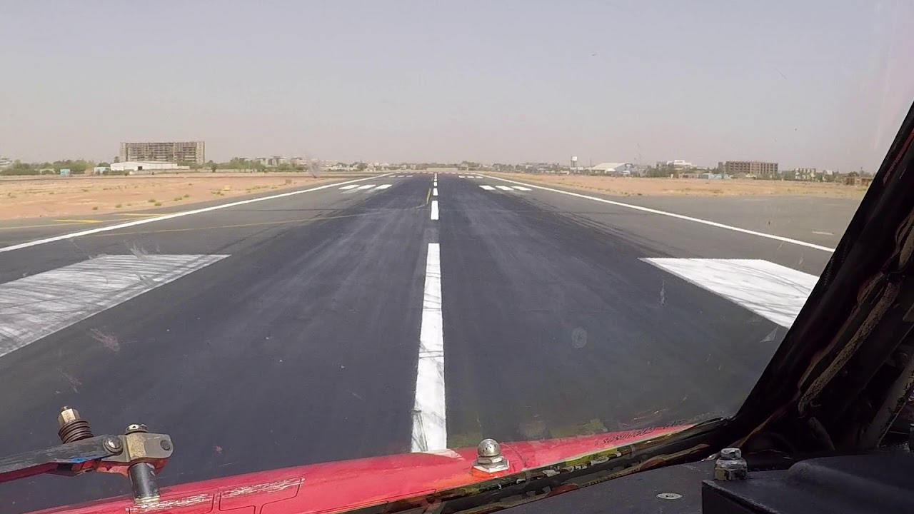 G-POWC BOEING 737-300 KHARTOUM LANDING 22FEB 2018