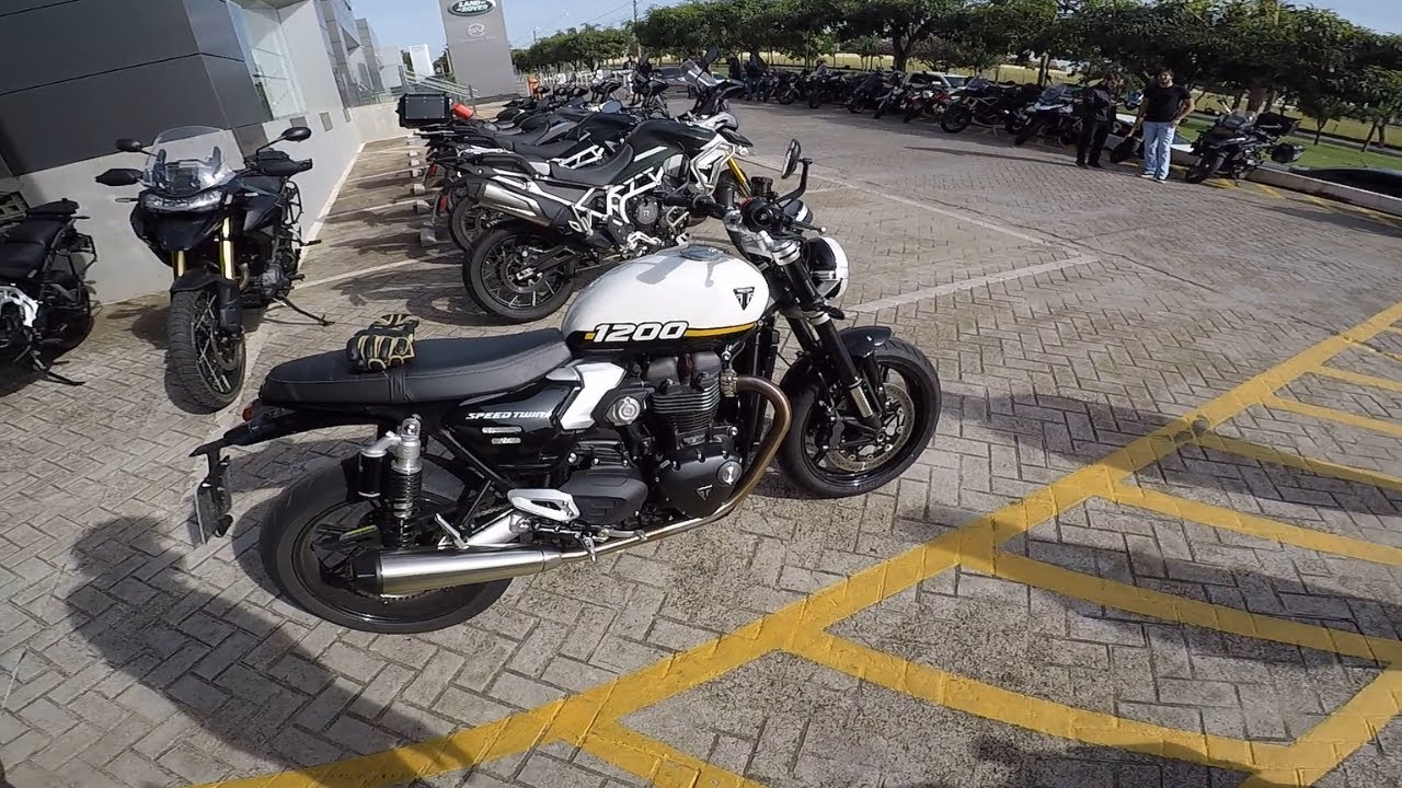 FUI ANDAR NA SPEED TWIN 1200 DA TRIUMPH E NÃO QUERIA MAIS DEVOLVER A MOTO!