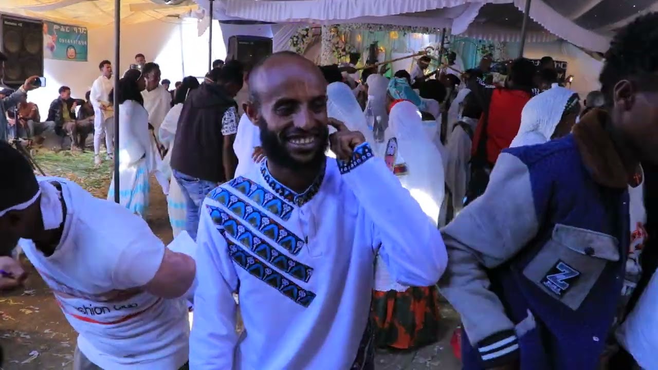 ተወልደ ጭራ ባህላዊ ደርፊ ምስ ኣዴታት ዳሞሳ