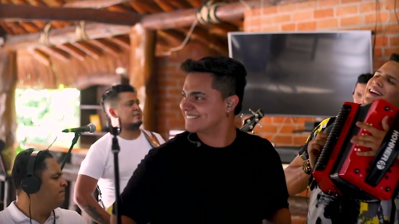 No Me Hallo Sin Ti - Wilman Fiayo & Mirito Castro.