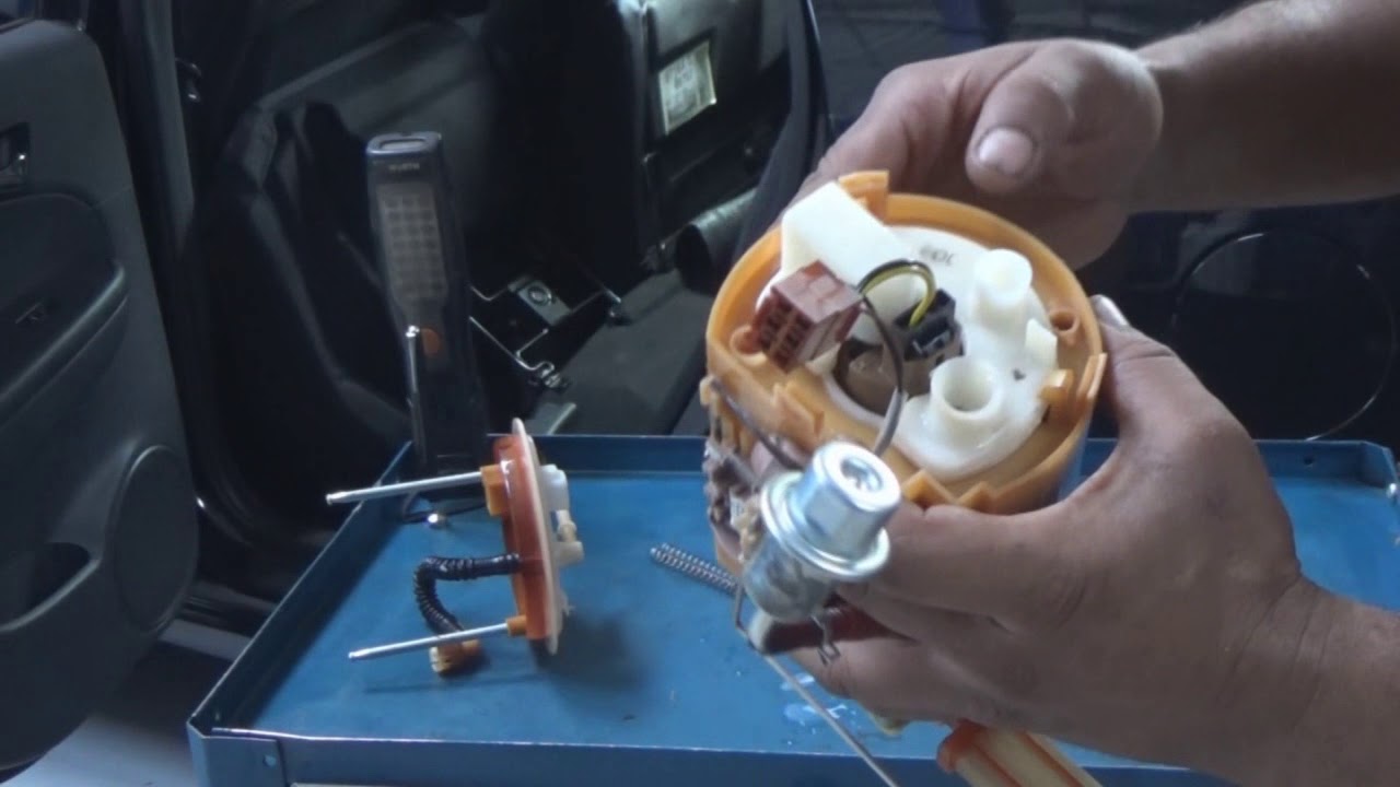 Como trocar filtro de combustível Hyundai i30 gasolina.