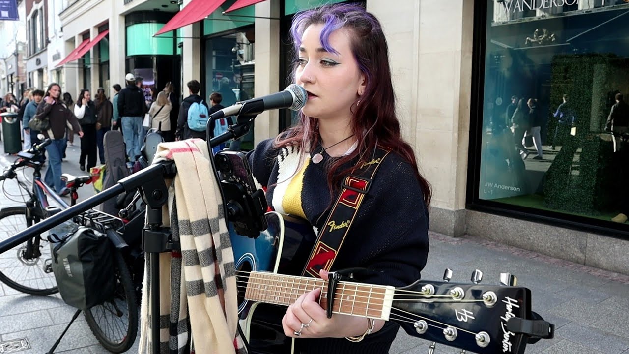 AMEERA returns with a very fine performance of 
