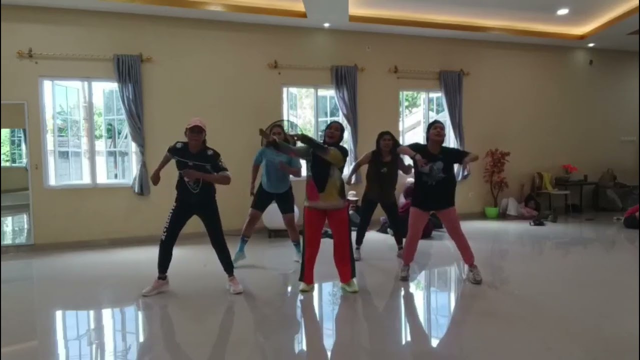 DJ Remix Mad Love || zumba || DanceFitnes