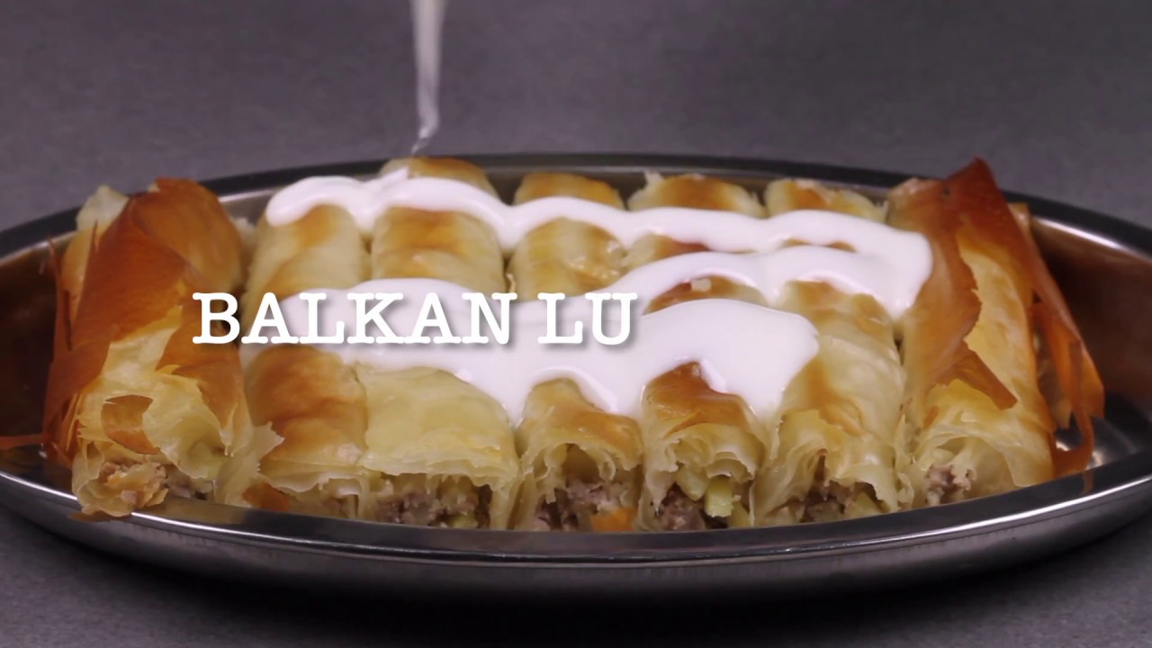 &Scaron;areni Burek (Pita sa Mesom i Krompirom) sa Gotovim Korama / Jufkom