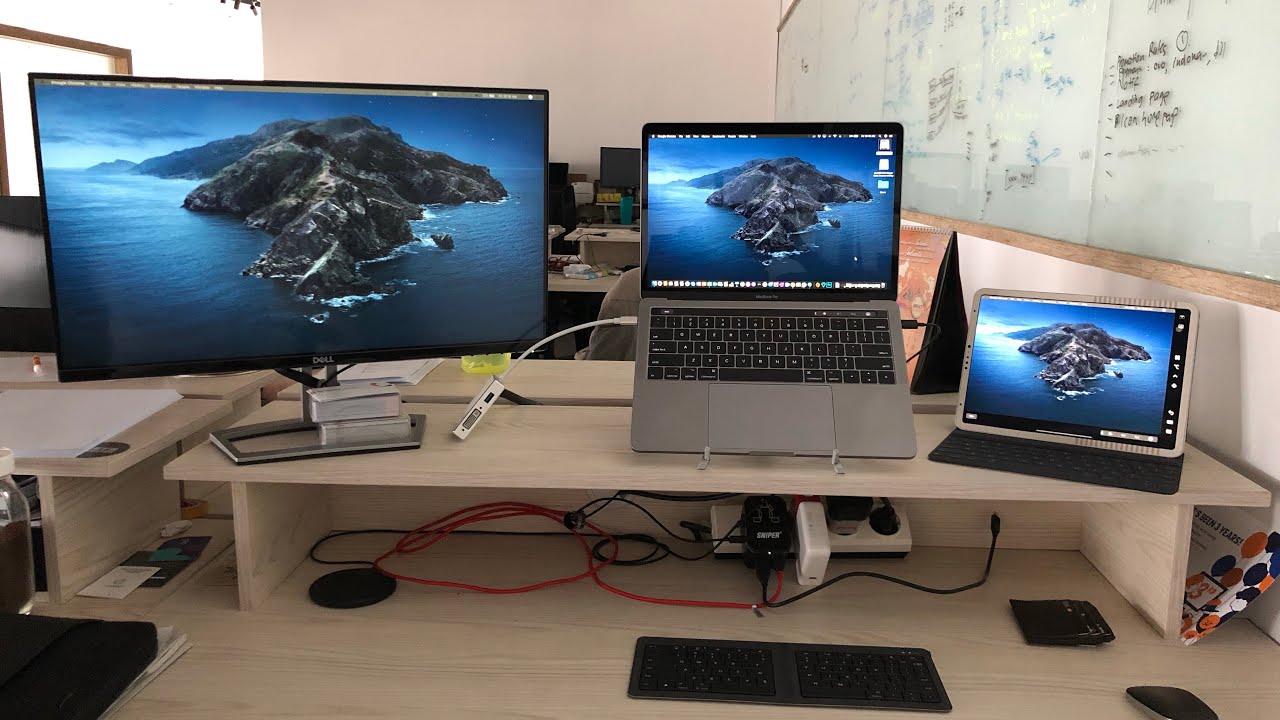 Sidecar and external monitor makes three display for iPadOS 13 and Catalina OS