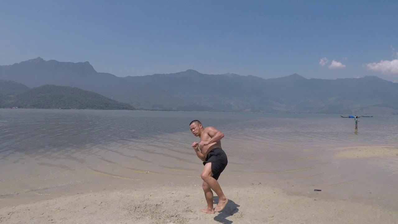 Traditional Shaolin Kung Fu | Internal And External Workout | Shifu Yan Lei
