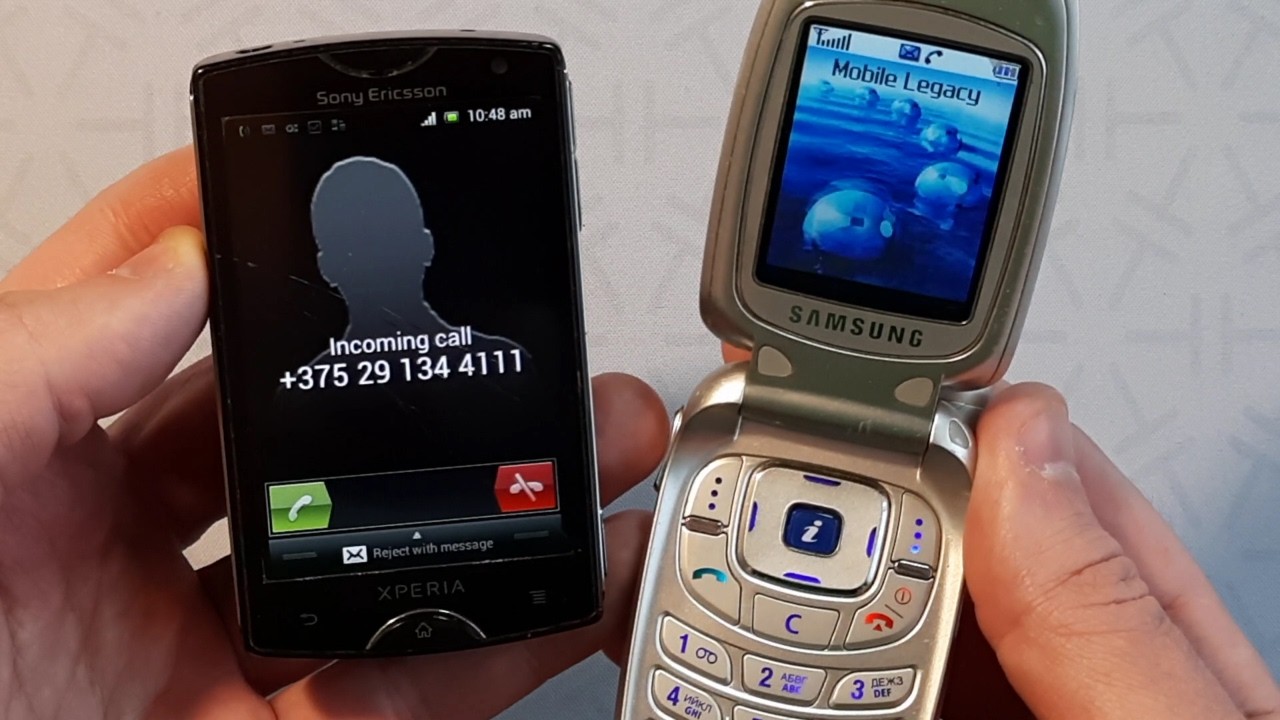 Two working legends - Sony Ericsson Xperia Mini vs Samsung SGH-X450