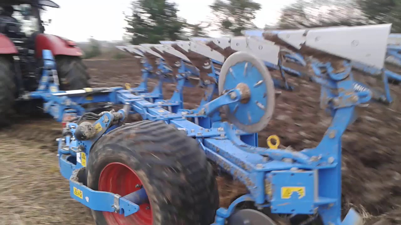 Předvedení pluhu Lemken Vario firnou BV Technika ve škole