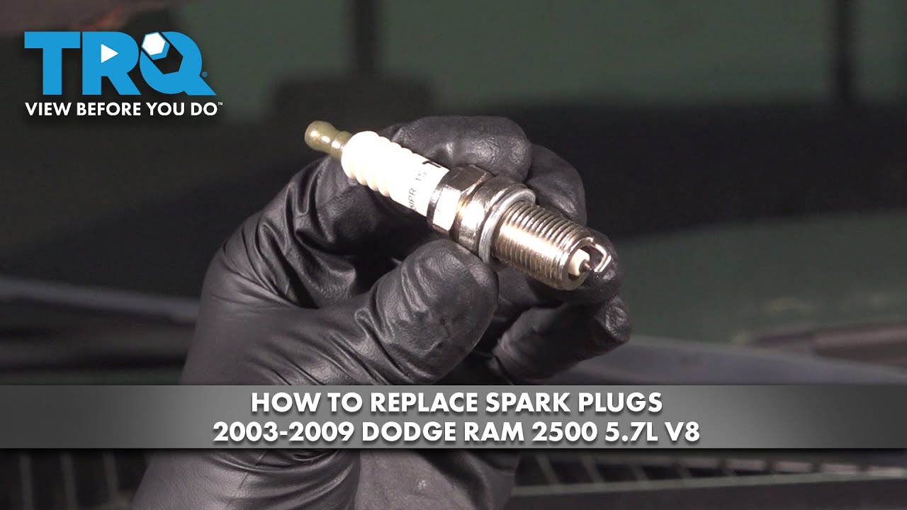 Как заменить свечи зажигания Dodge Ram 2500 5.7L V8 2003-2009