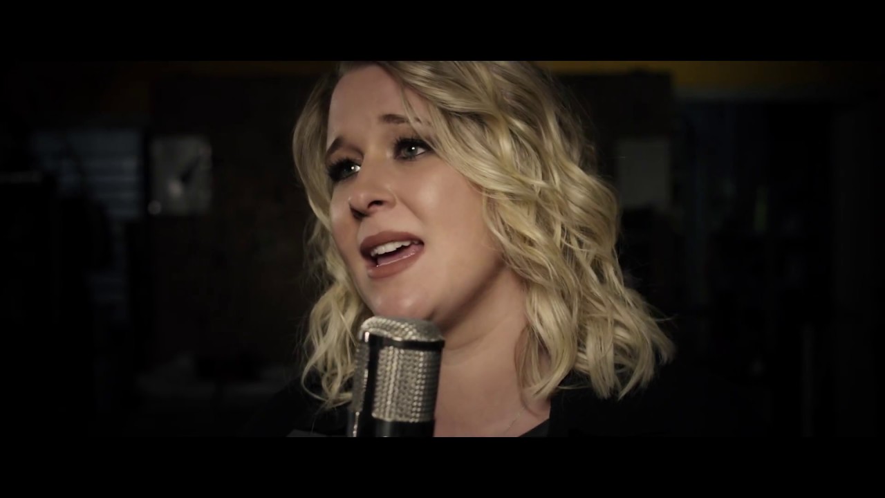 Andrew Swift feat. Catherine Britt - Fire & Ice (Official Music Video)