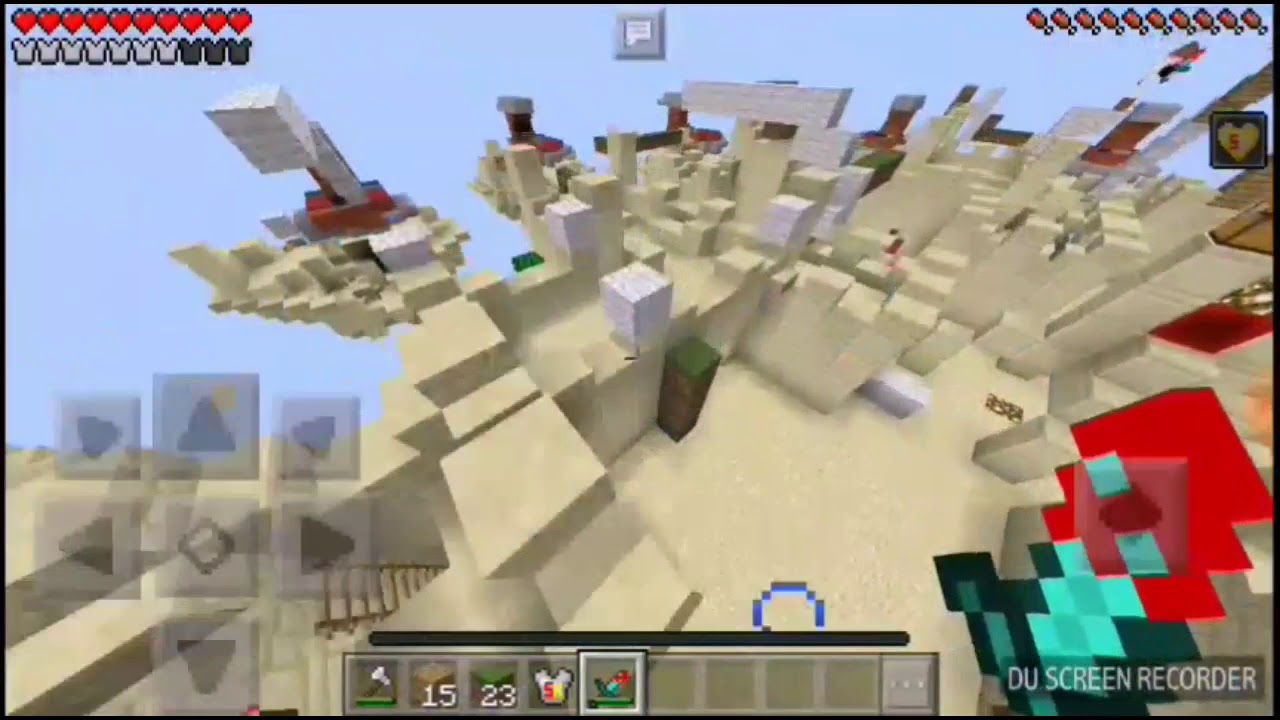 MINECRAFT PE SKYWARS: COMBEI A LAURA CRAFTER