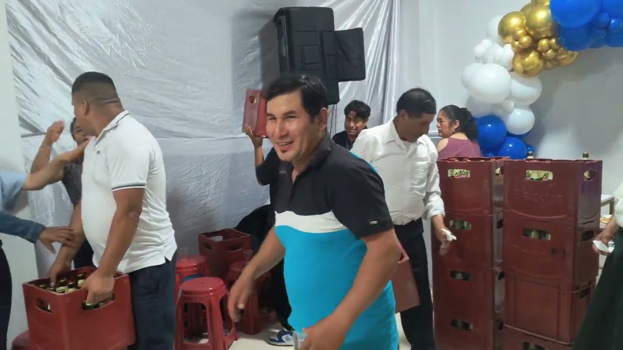 Cumpleaños de Lucio Zarzosa lima Perú  con la banda de poquian