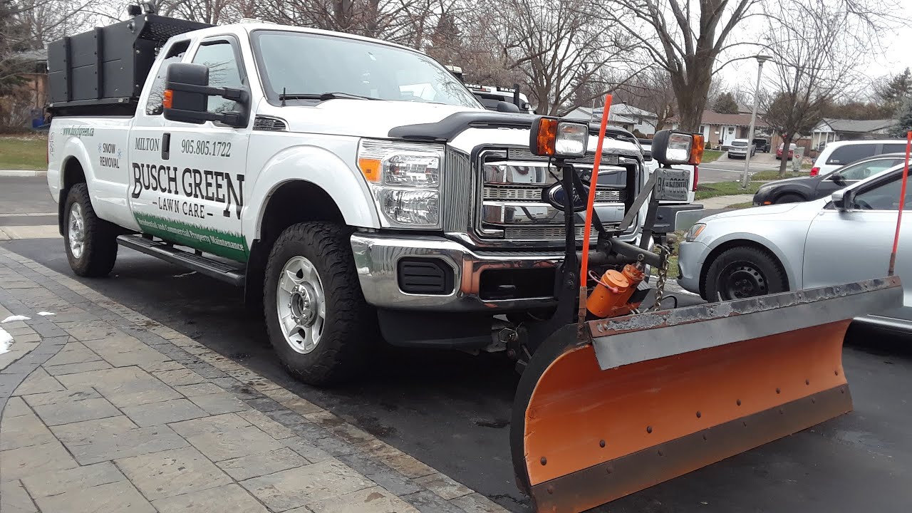 Arctic Snow Plow - V Blade vs  Straight Blade