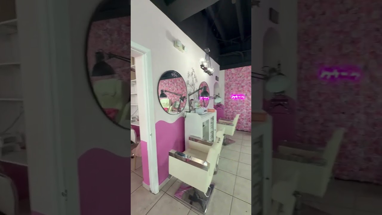 Skinny Dip Nails in North Miami Beach, FL  - Nail Salon in North Miami for Sale