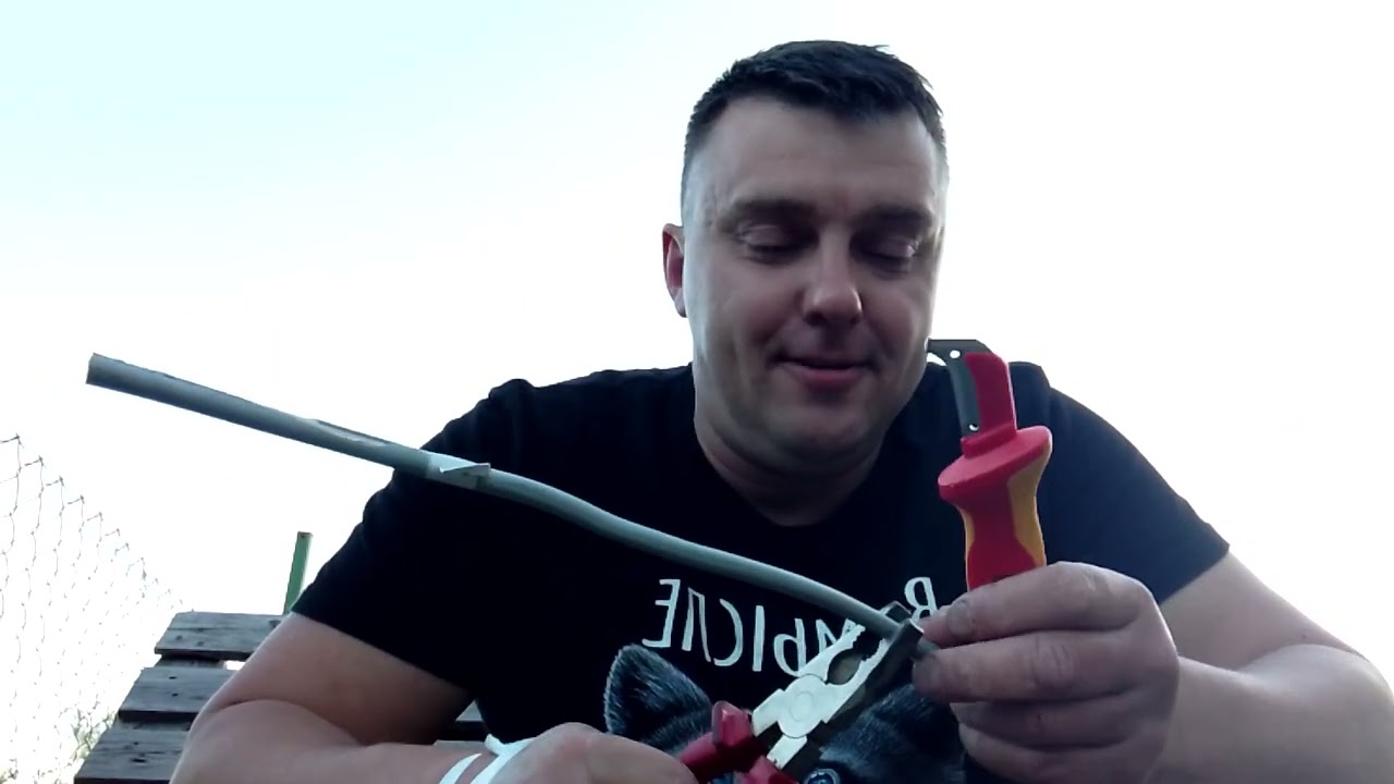 Нож для зачистки кабеля  Knipex 98 55, отзыв. Как пользоваться, будьте осторожны, опасно.