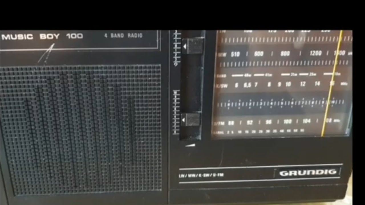 راديو كرونديك الالماني الأصلي تقديم مع استعراض لموجة اف إم والقصيرة Radio GrundiG music boy 100