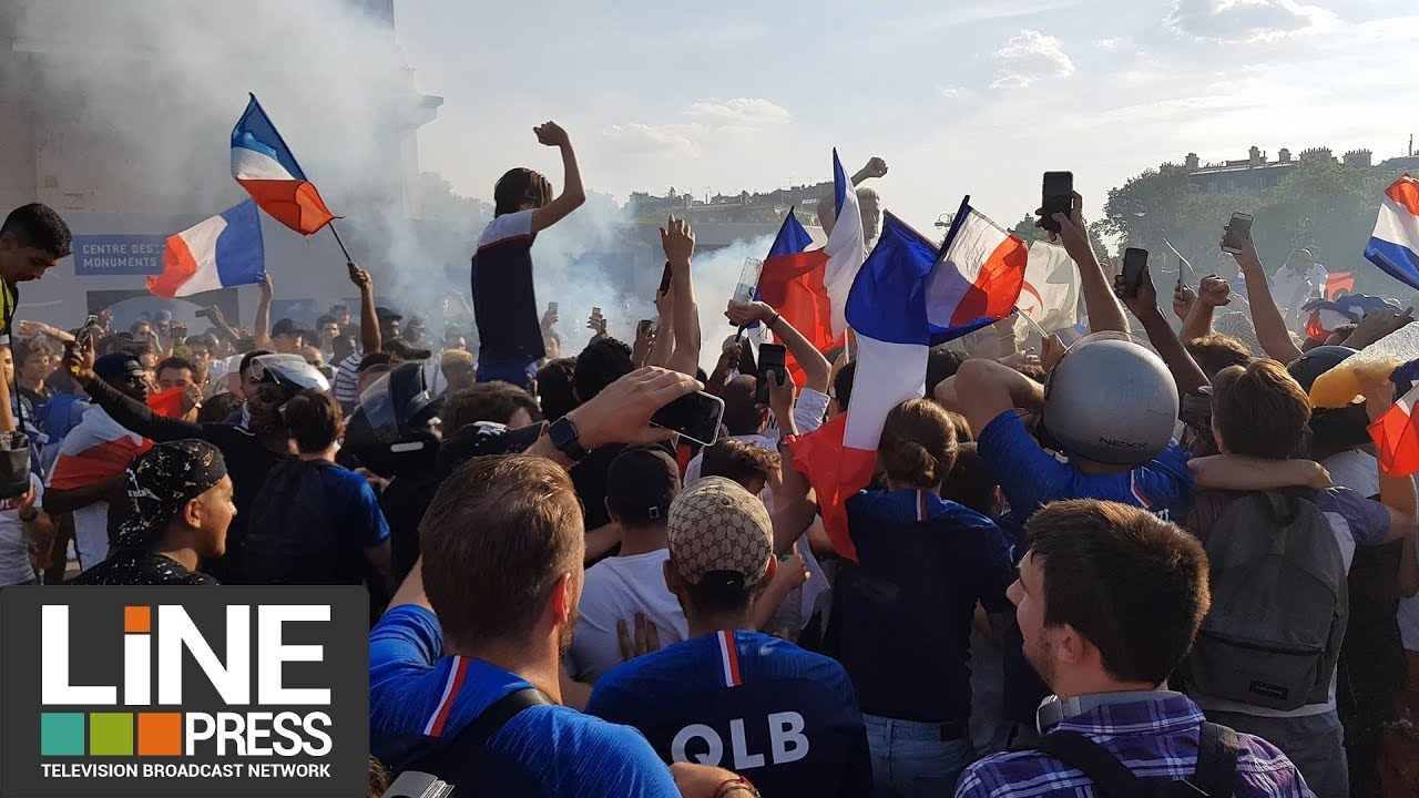 Ambiance Paris qualification demi finale Coupe du monde France / Paris - France 06 juillet 2018