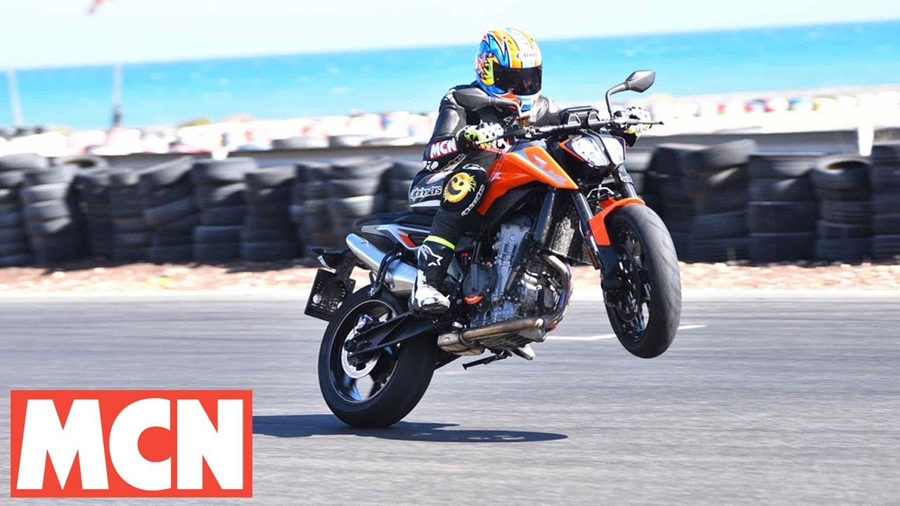 KTM 790 Duke | First Rides | Motorcyclenews.com