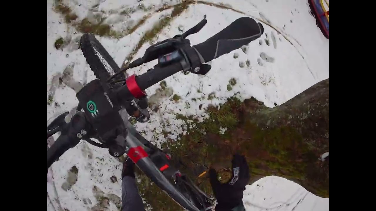 Raus mit Freunde mit Fahrrad