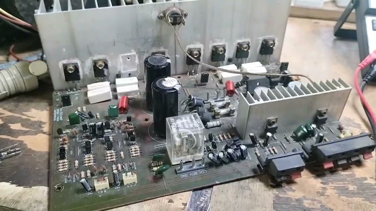 KONZERT AV502B_May DC output at distorted ang sound - REPAIRED