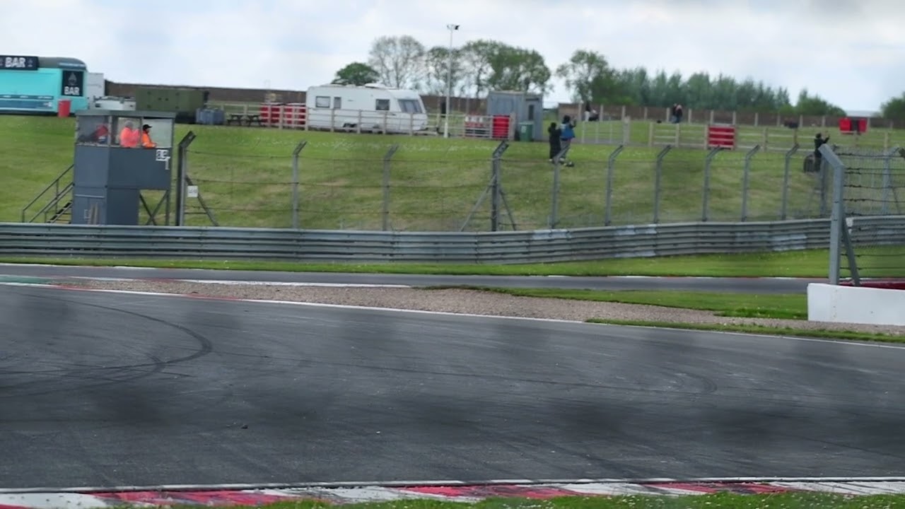BMW Formula 1 Williams FW22 driven by Rob Spencer at Donington Historic Festival 2025