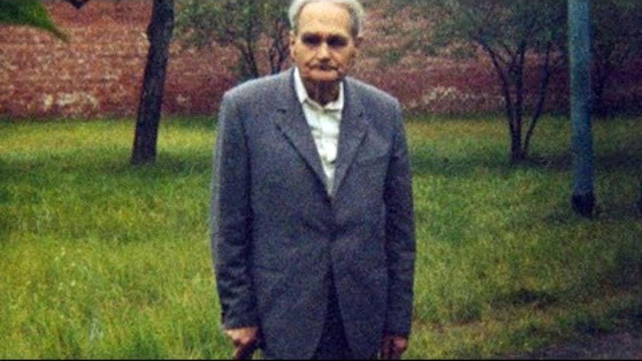 What Happened To The Last Nazi Prisoner, Rudolf Hess?