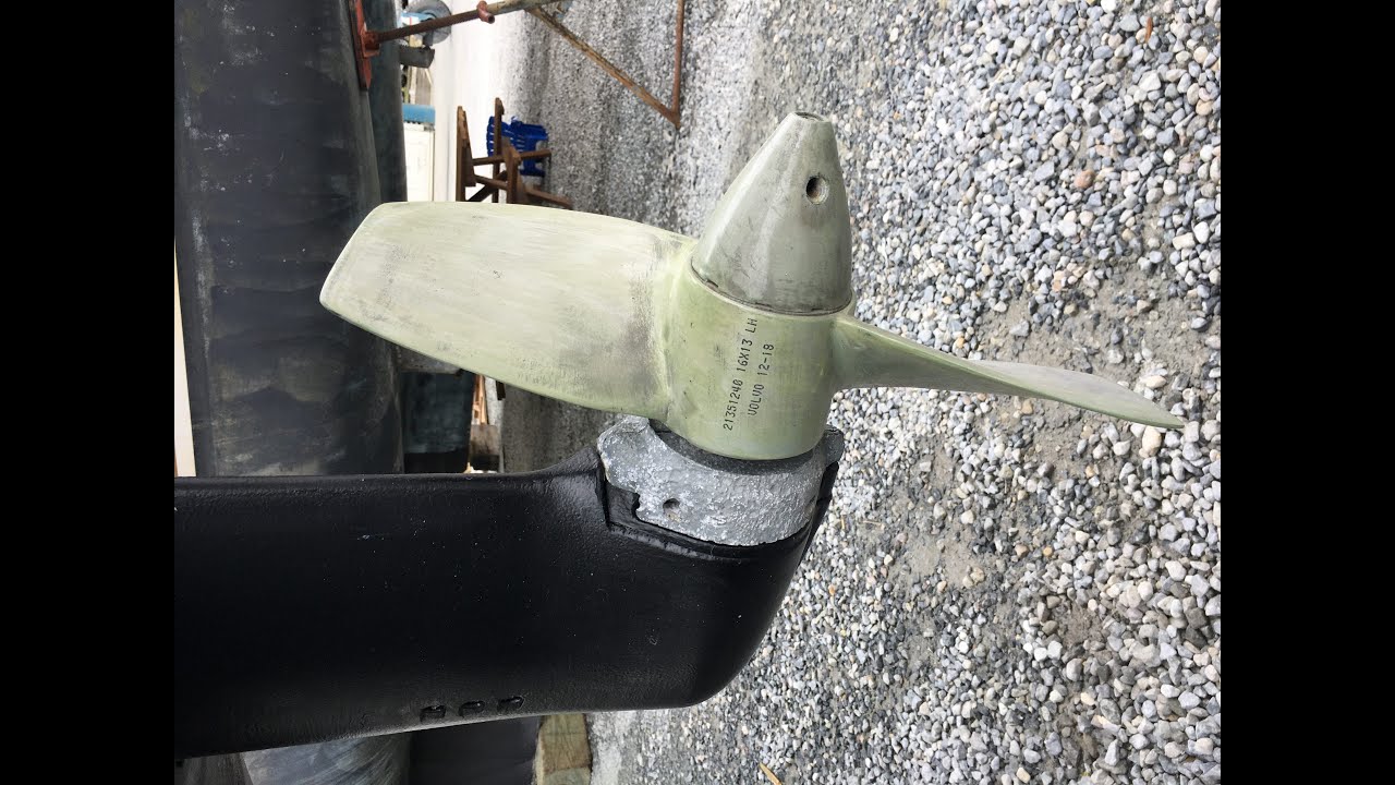 Replacing the Propeller Shaft Seals on a Volvo Penta 130S Saildrive - Cause and Cure of Seal Failure