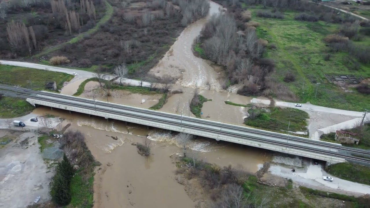 Προσοχή! Πλημμυρισμένη η ιρλανδική διάβαση στη Σίνδο – Δείτε την κατάσταση 2/2/2026