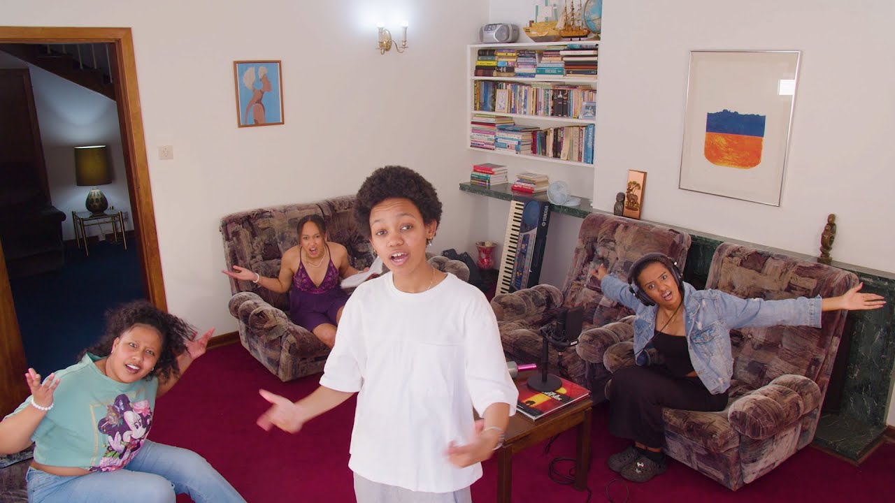 Hanna - tough crowd (Visualizer)